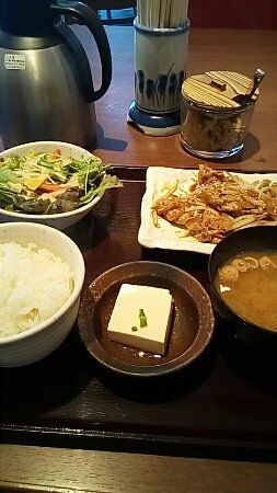 やよい軒 錦二丁目店